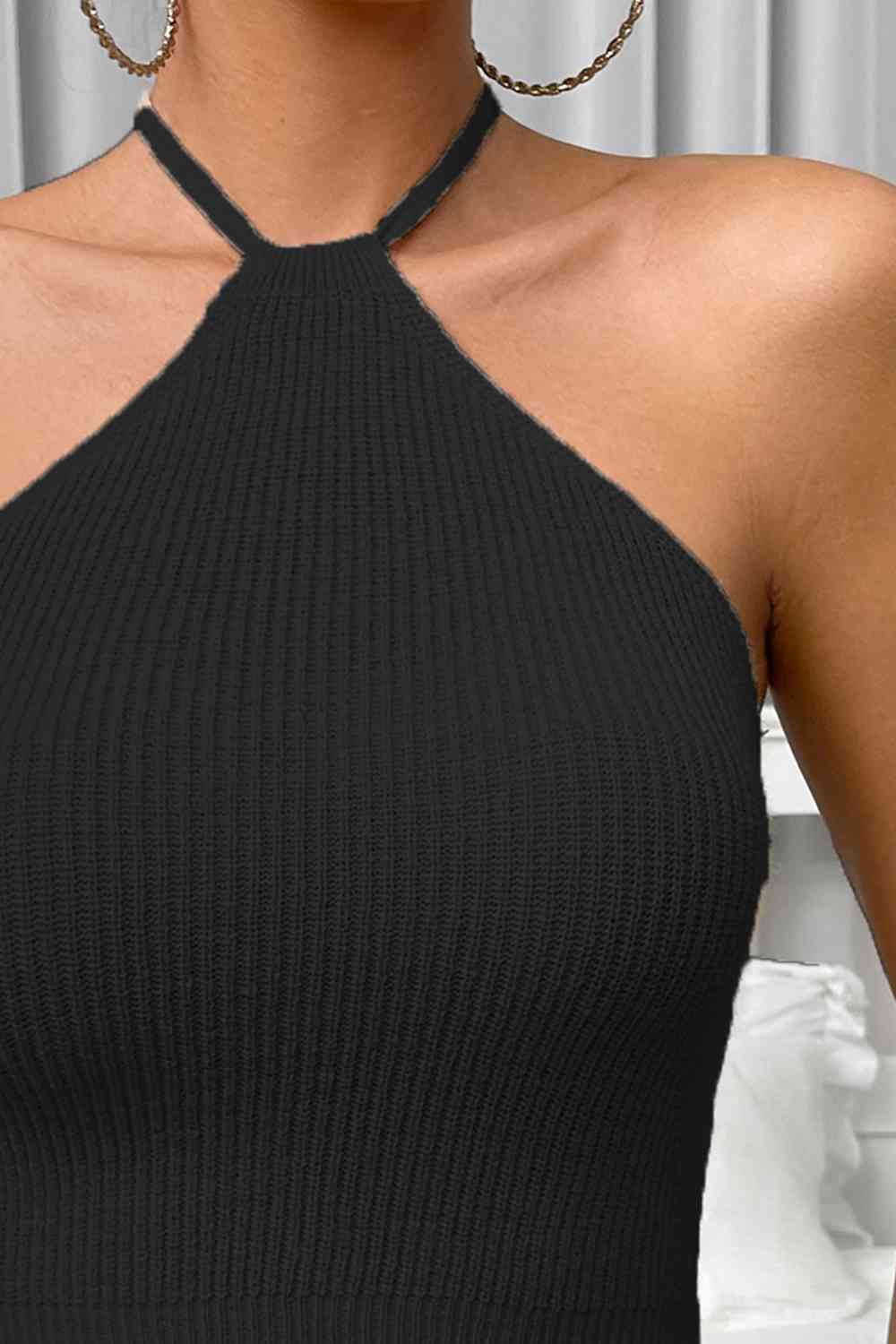 Halter Neck Ribbed Cropped Knit Top