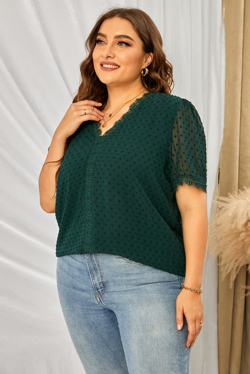 Plus Size Swiss Dot Spliced Lace V-Neck Blouse